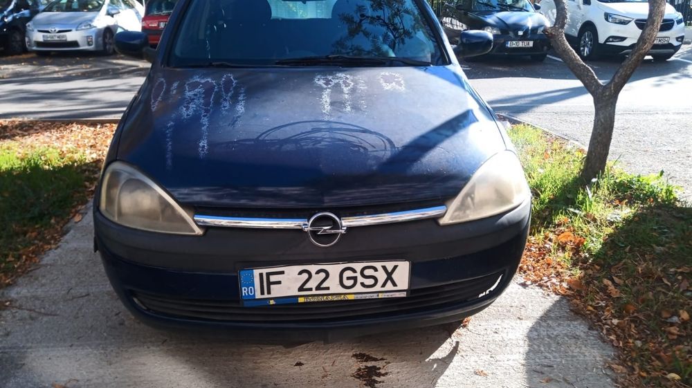 Opel CORSA comfort 1.2 - 850eur