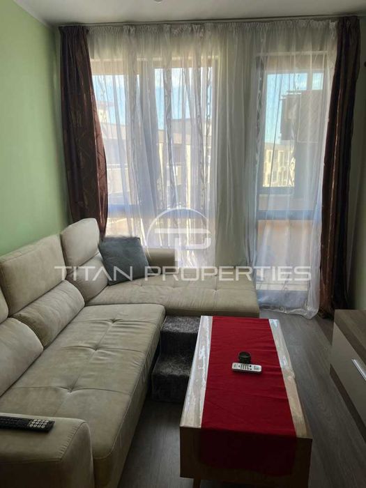 Продава се Тристаен апартамент в Пловдив, Кючук Париж - 103000 кв.м за 1 €/кв.м - Снимка #2