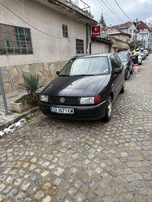 VW Polo 1997 година