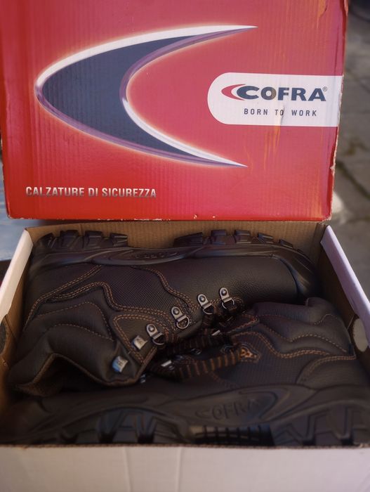 Работни обувки  номер 42