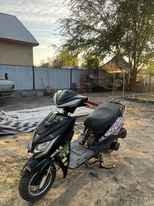 Мопед M8 Wenom.