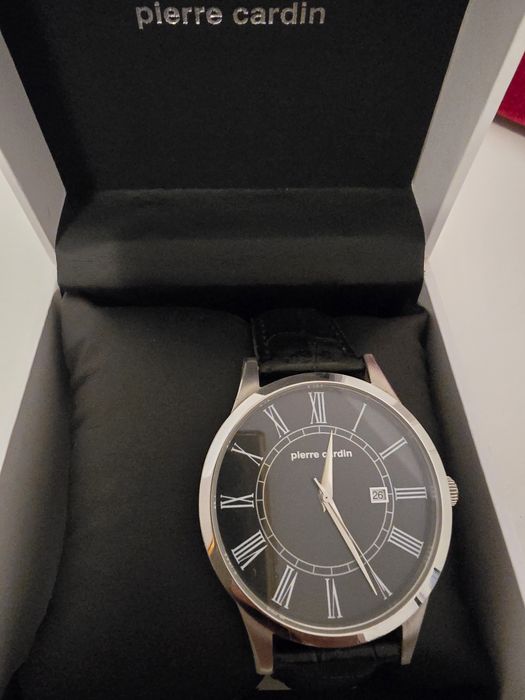 Vand ceas pierre cardin