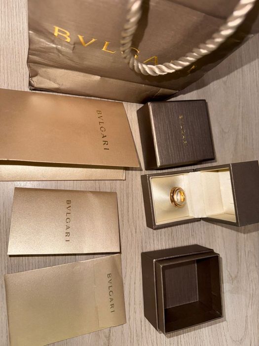 Продаю Оригинальное кольцо BVLGARI