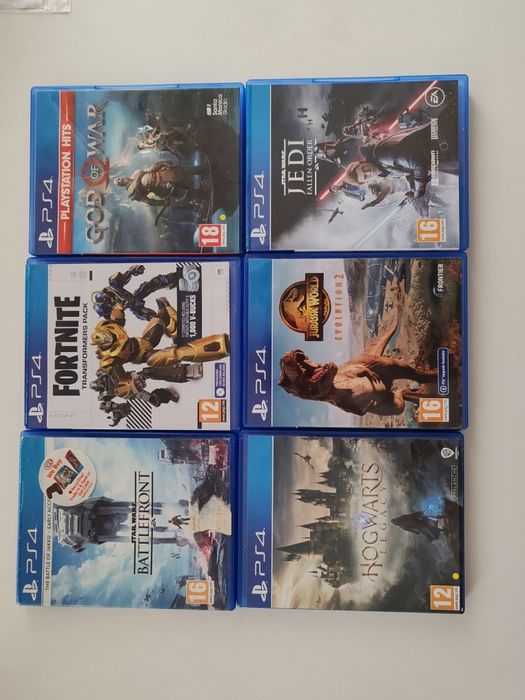 PlayStation 4 с 12 игри