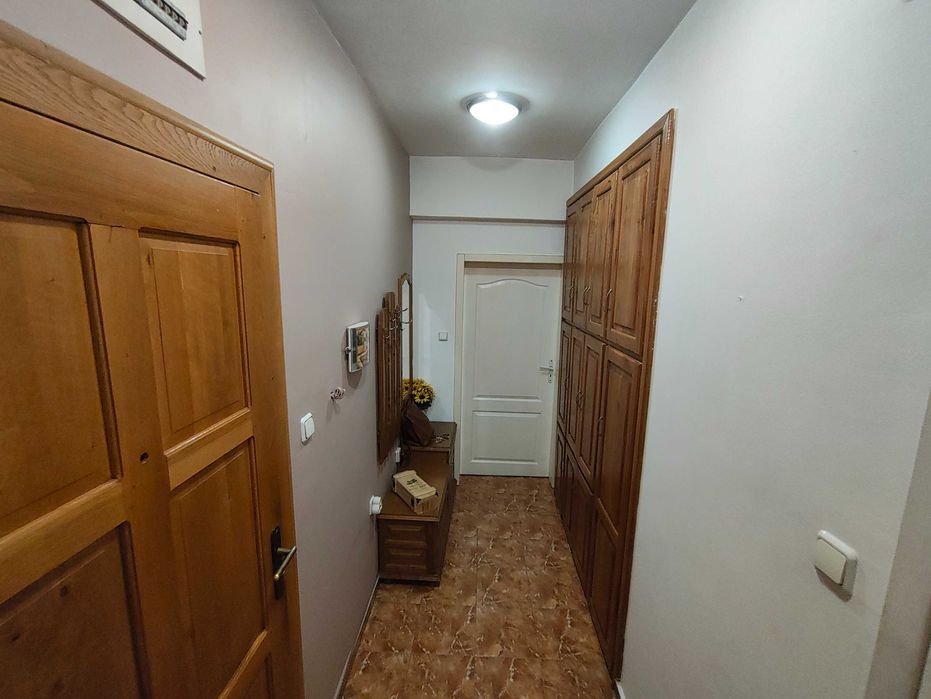 Продава се Двустаен апартамент в Търговище, Център - 57 кв.м за 1486 €/кв.м - Снимка #11