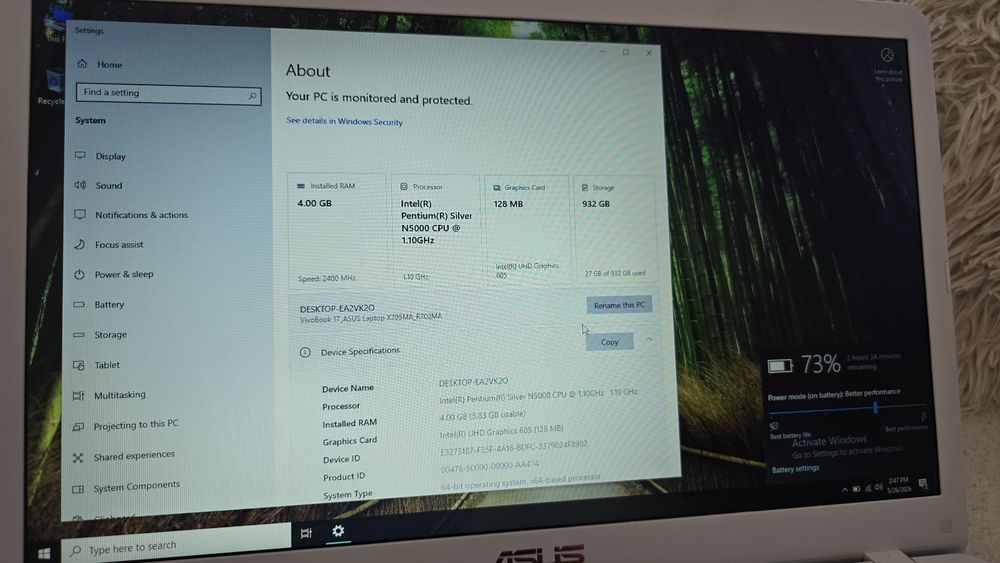 Asus Vivobook 17,intel pentium silver,4 gb ram,1 tb hdd
