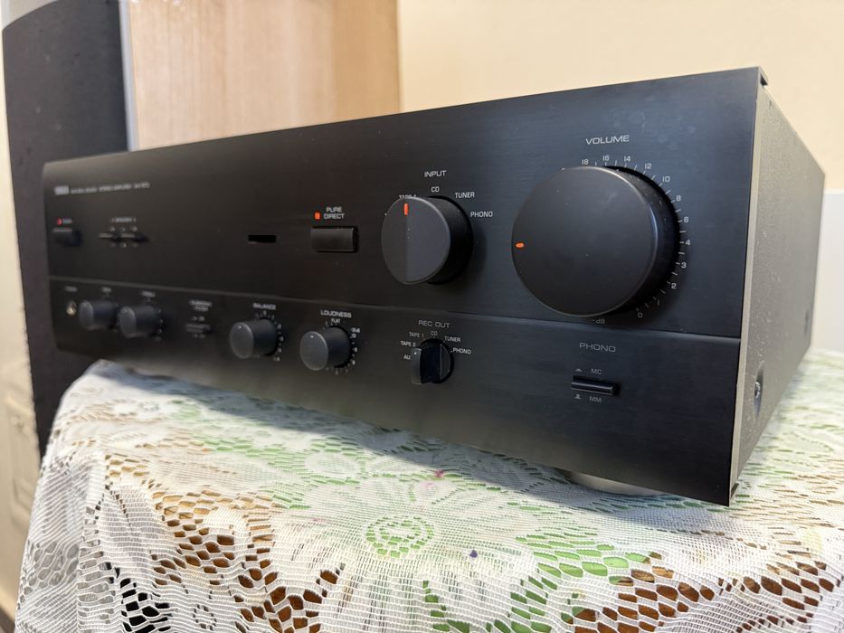Yamaha AX-570 Стерео усилвател