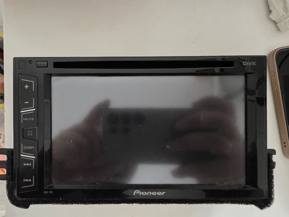 Магнитола Pioneer AVH-170