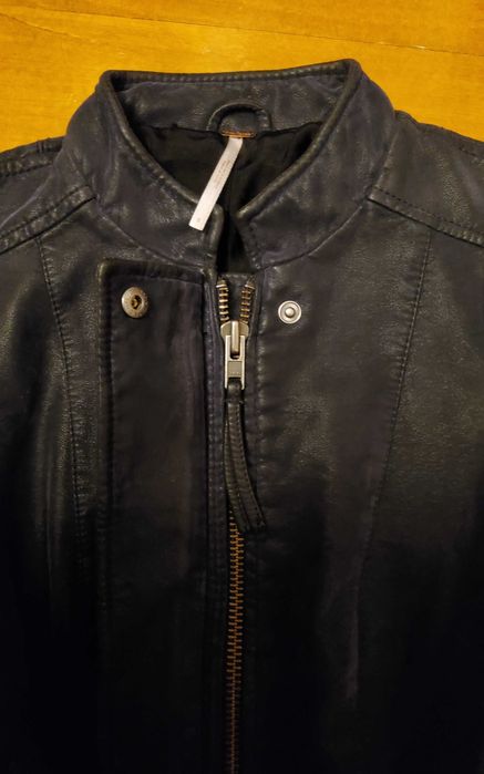 Дамско велурено яке