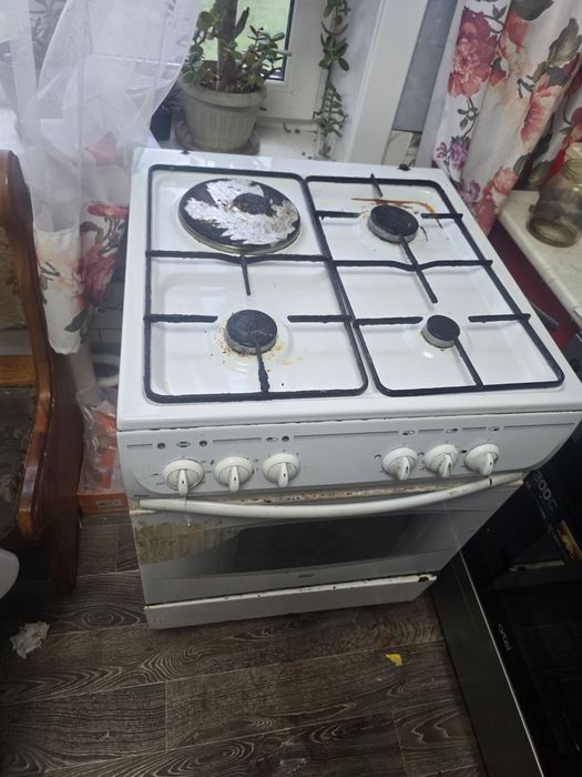 Газ плита  нормальном состояни