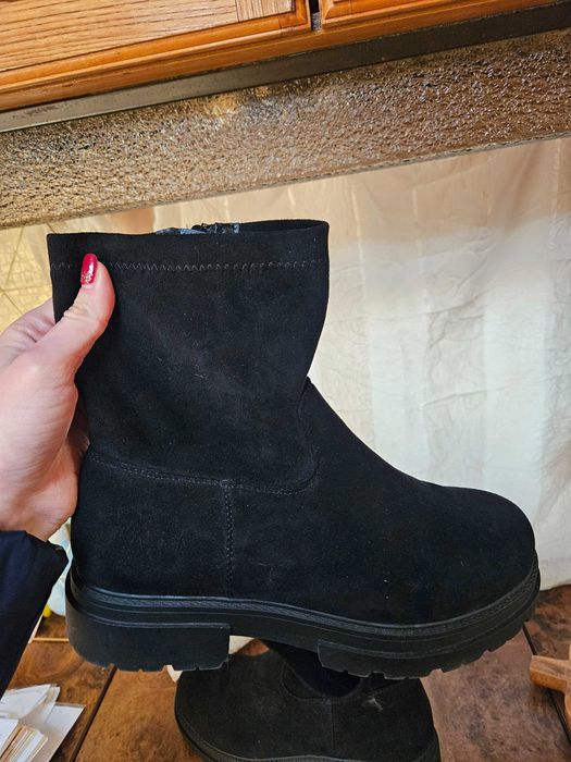 Боти (велурени))