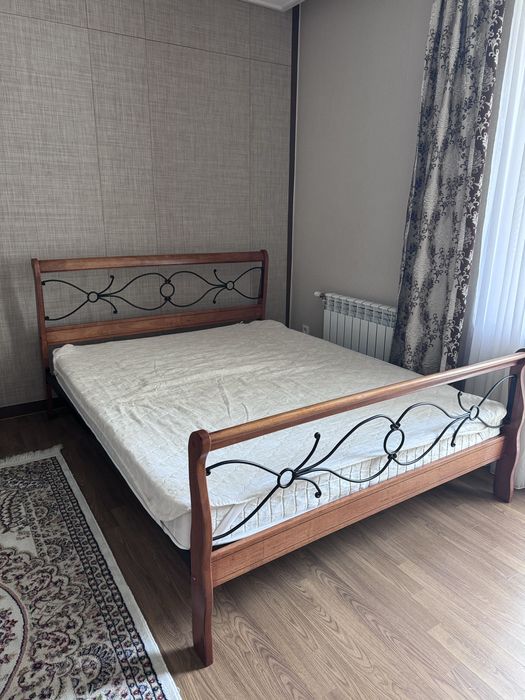 Продам кровать в спальню