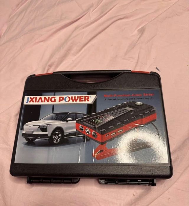 Starter auto pentru pornit mașina