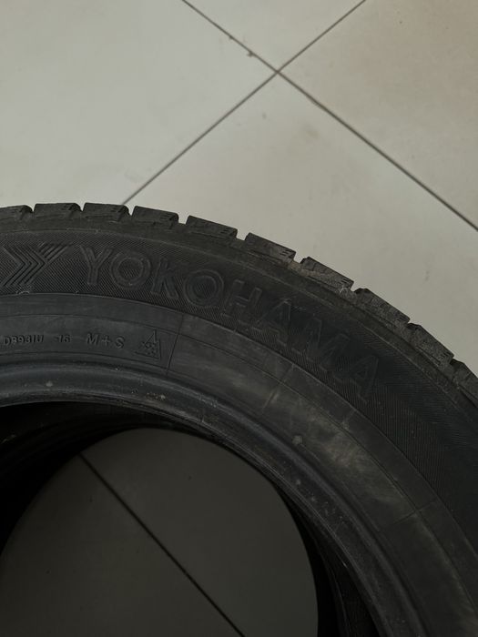 Продам зимние шины yokohama
