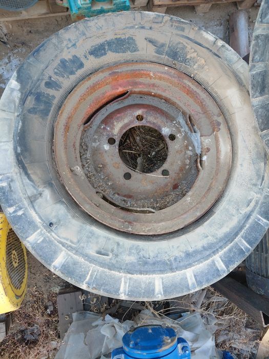 Покрышка дискамен сатылады.