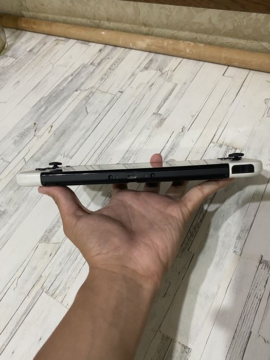 Nintendo Switch OLED полный комплект + коробка