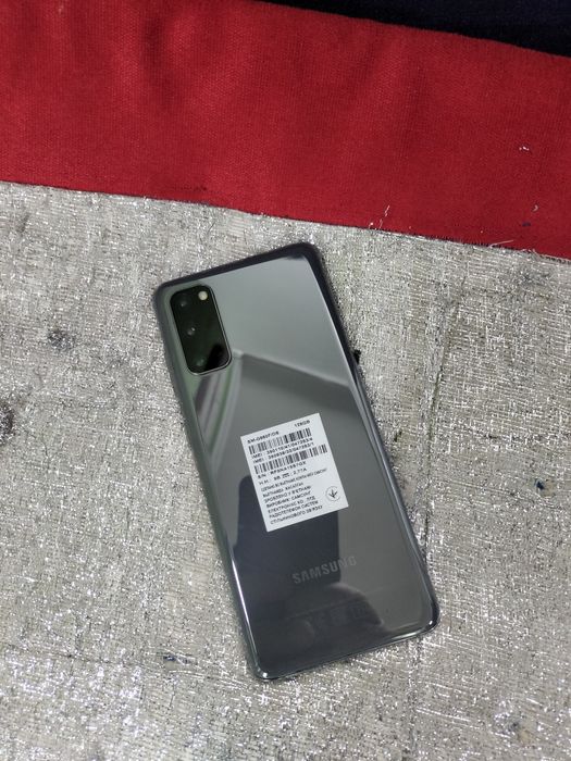 Samsung S20..128gb