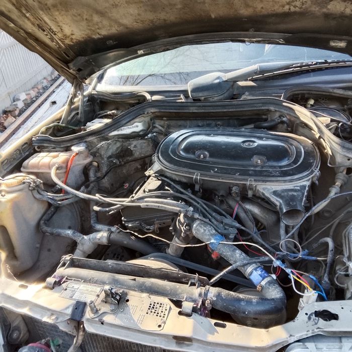 Mercedes Benz E 230 продам машину