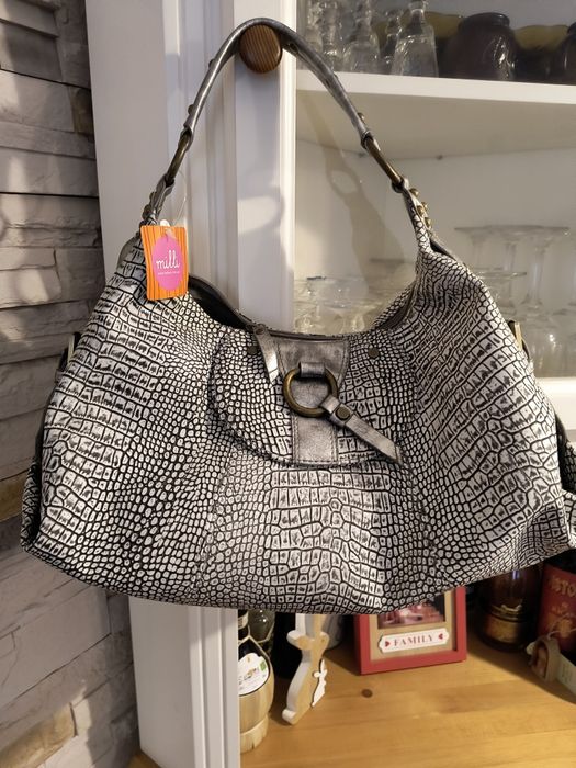 Geanta Milli noua cu eticheta