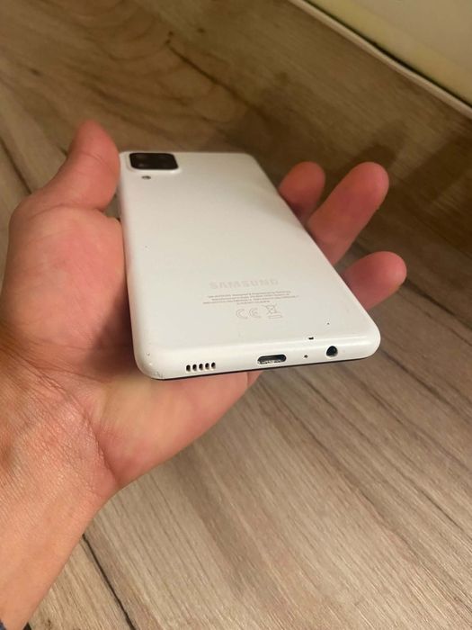 Vând Samsung A12