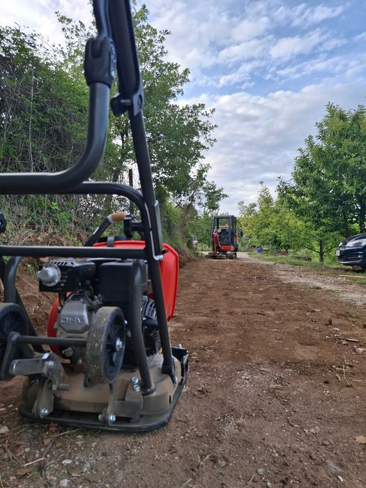 Услуги с мини багер и самосвал – Бързо, коректно, на добра цена!