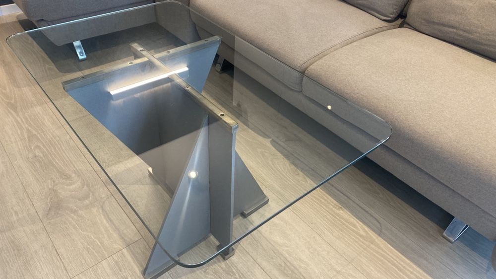 Vand masa  cafea metal si sticla design unic