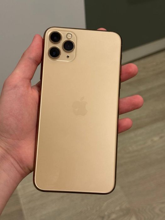 Продам IPhone 11 Pro Max