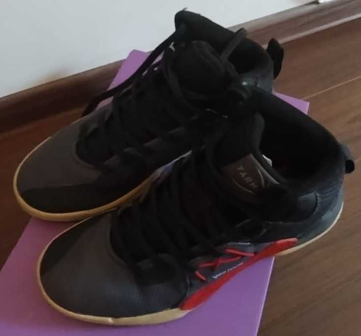 Adidasi sport negri