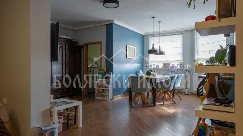 Продава се Четиристаен апартамент в Велико Търново, Бузлуджа - 158 кв.м за 1519 €/кв.м - Снимка #5