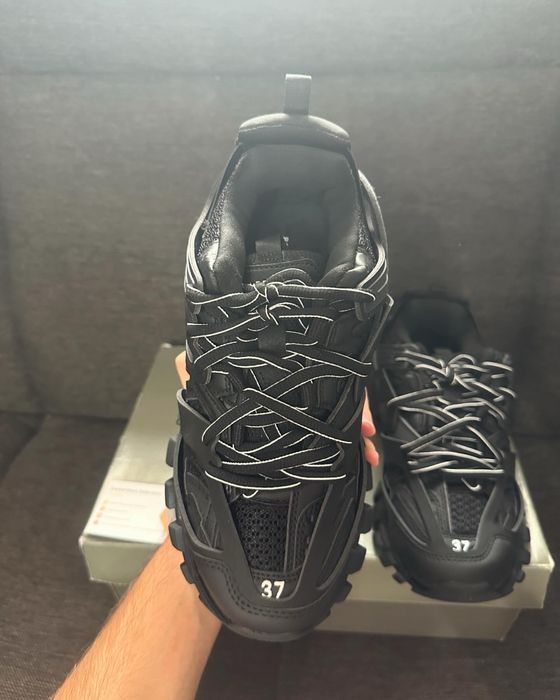 Balenciaga Track Black