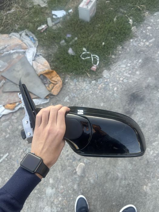 Водительское зеркало BMW G30