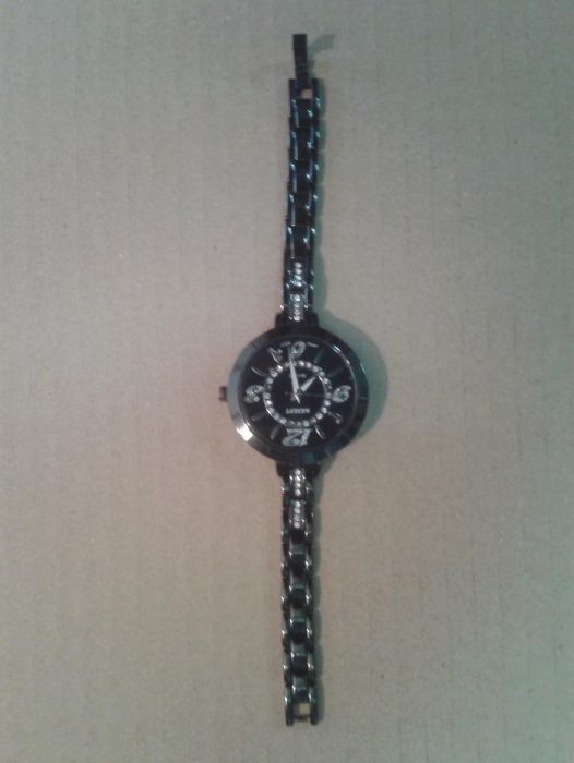 Дамски елегантен часовник