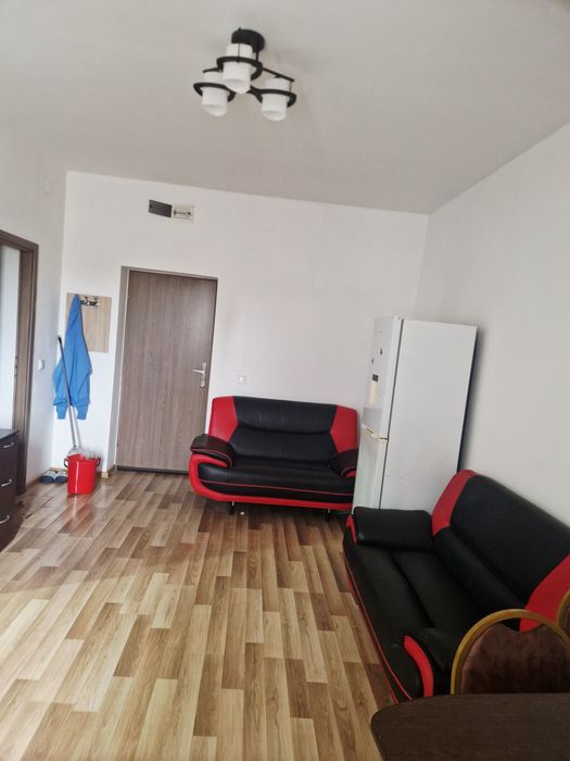 Inchiriez garsoniera Bariera Valcii 1250lei /luna sau 150lei/noapte