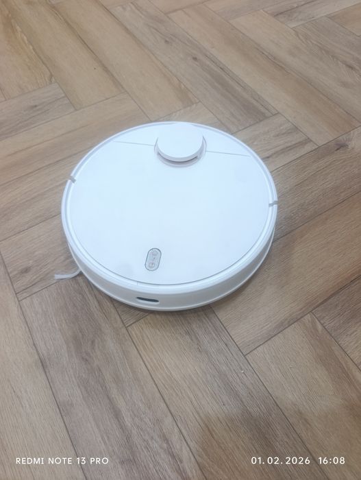 Продам робот пылесос XAOMI в отличном состоянии пользовались мало ...