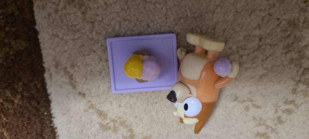 Vand Figurine bluey originale cu accesorii