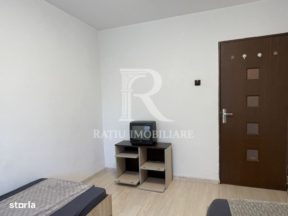 Apartament cu 3 camere | Echipe de muncitori | Rogerius | Oradea