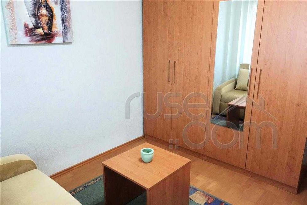 Продава се Тристаен апартамент в Русе, Алеи Възраждане - 98 кв.м за 2143 €/кв.м - Снимка #14
