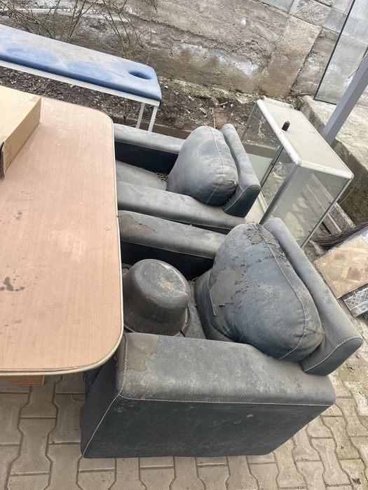 Отдам диван бесплатно