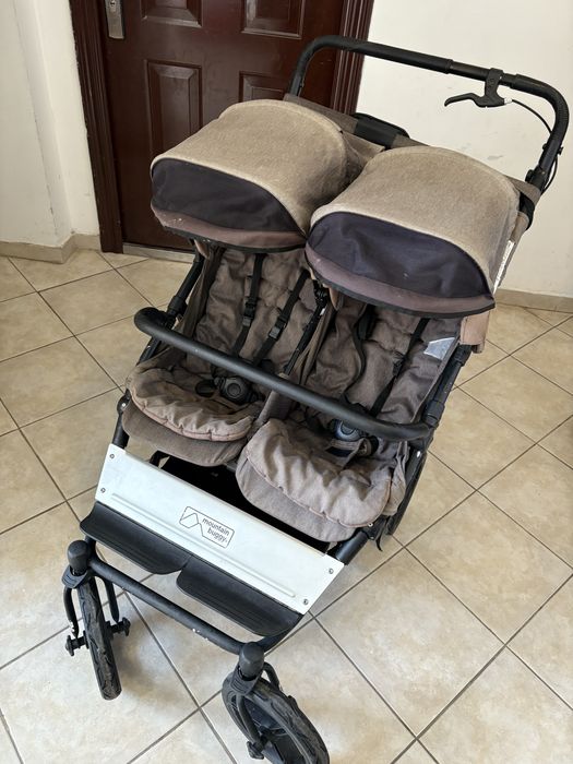 Количка за близнаци Mountain Buggy Duet Luxury