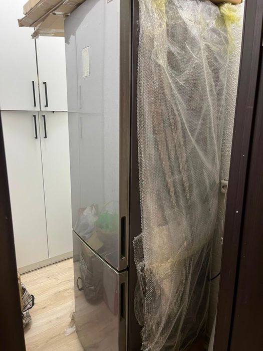 Продам холодильник Samsung