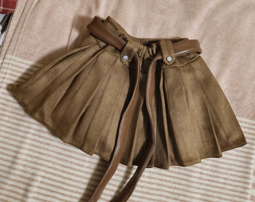 Set geaca+fusta fete, 5-6 ani