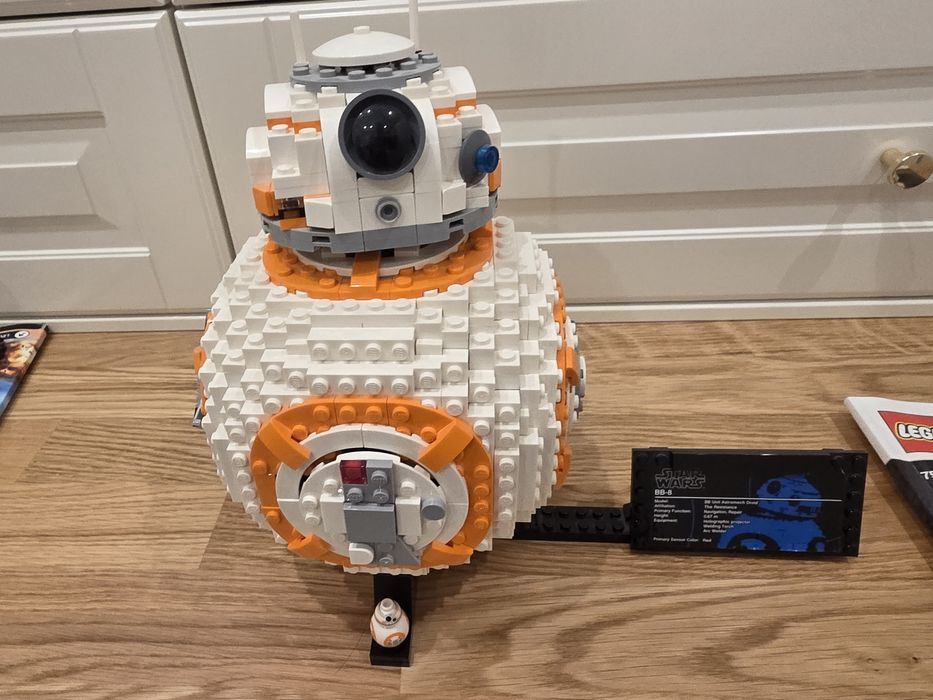Продавам Lego Star Wars 3 броя сетове