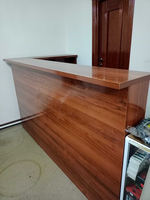 Продам ресепшн, барный стол