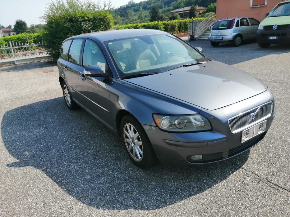 VOLVO V50 2005 — imagine 2