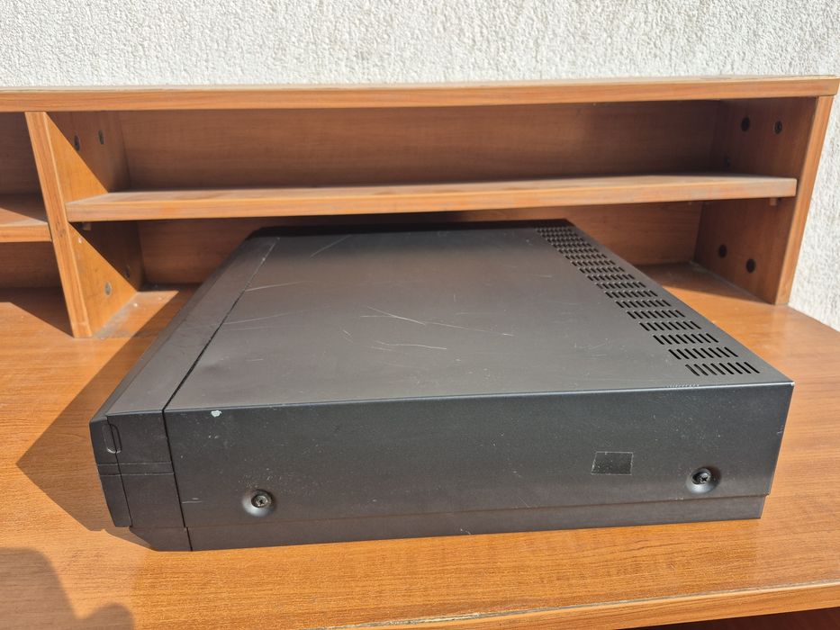 Vând Video recorder S VHS Marca Siemens model FM-739V6,made in Germany