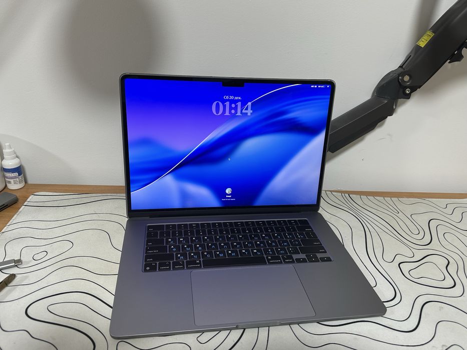 Macbook air m2 15 inch