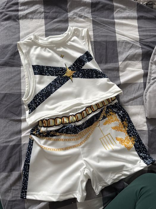 Котстюм Руми Ханирикс