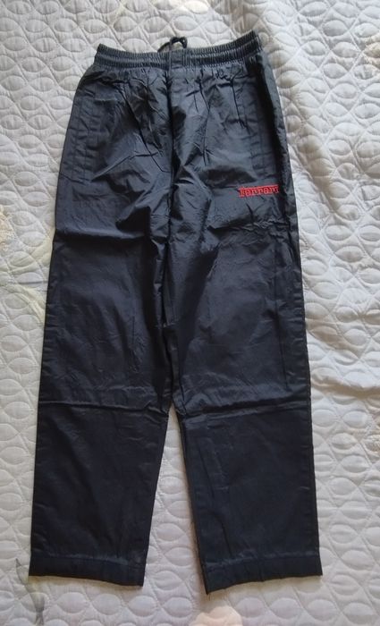 Ветровки и брюки на мальчика