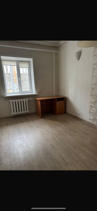 Продам стол 7000
