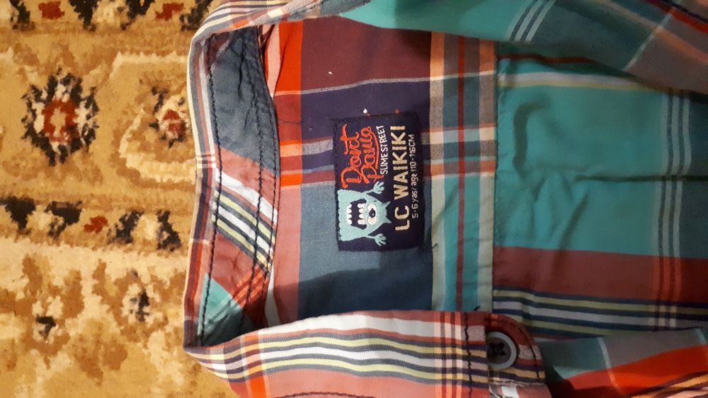 Продам рубашку для мальчика